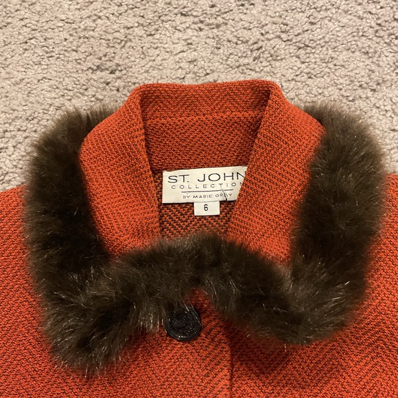 St. John Collection Vintage Wool Chevron Zigzag Fur Collar Skirt Suit Dress Y2K - Picture 6 of 13